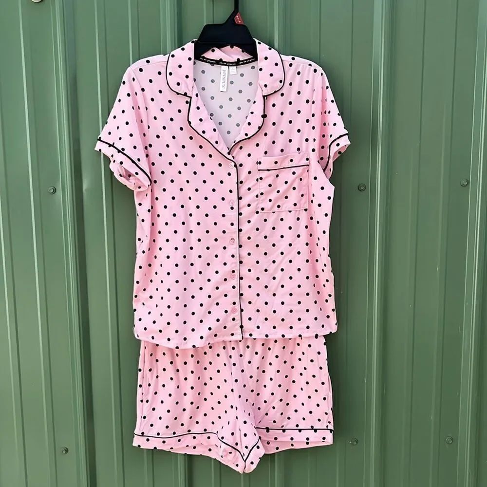 Dreamy Soft Short Sleeve Knit Notch Collar Top & Shorts Pajama 2-Pc Set Size M